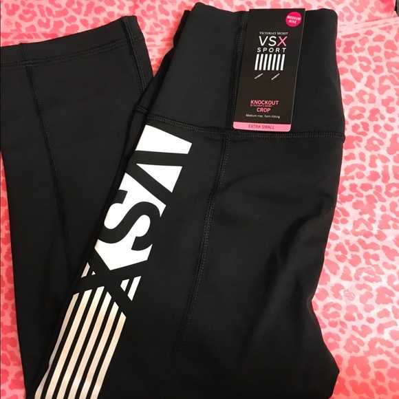 Victoria's Secret Pants - Victoria’s Secret Knockout Sport Crop NWT